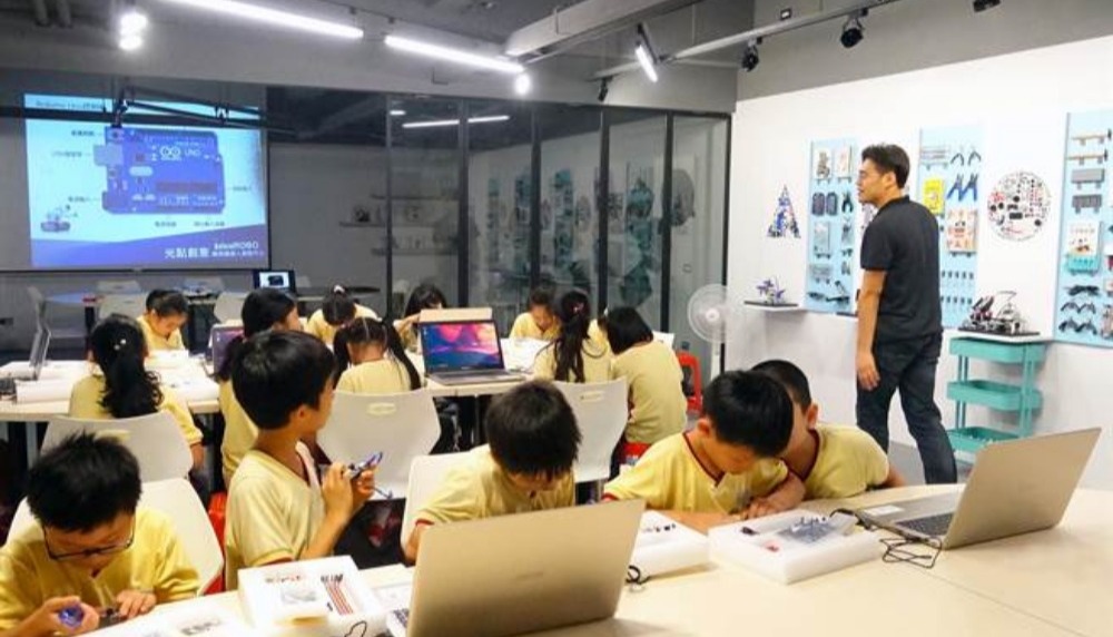 新北市青少年圖書館創新學習中心暨電競館使用管理要點
